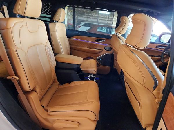 2023 JEEP GRAND CHEROKEE Summit, Summit Reserve — PSRS