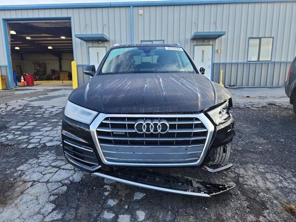 2018 AUDI Q5 quattro Premium Plus