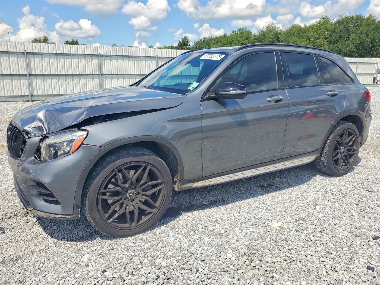 2017 MERCEDES-BENZ GLC