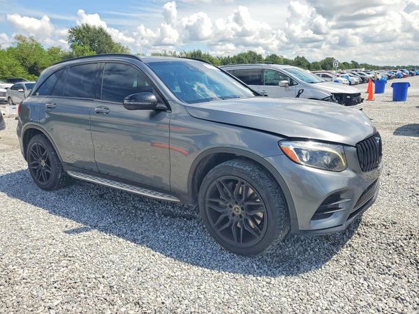 2017 MERCEDES-BENZ GLC
