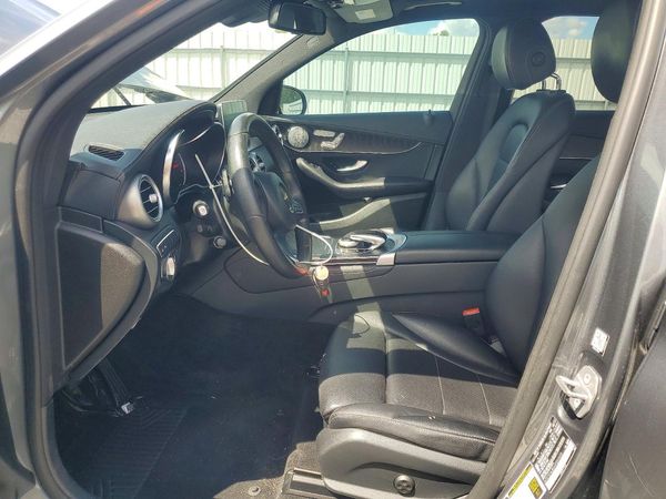 2017 MERCEDES-BENZ GLC