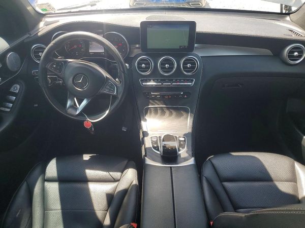 2017 MERCEDES-BENZ GLC