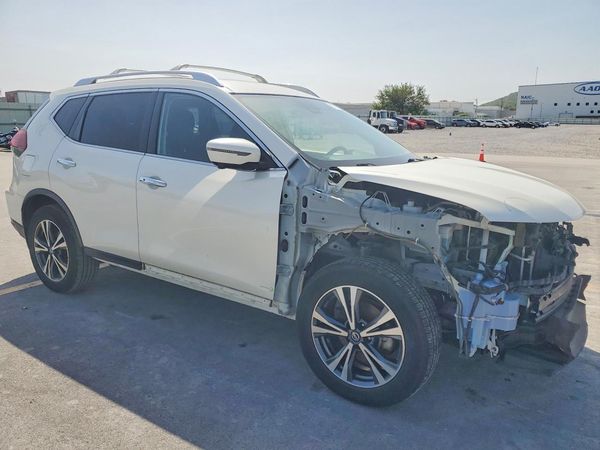 2019 NISSAN ROGUE — Passenger 3/4