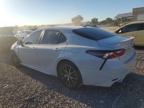 2024 TOYOTA CAMRY