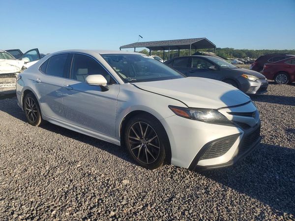 2024 TOYOTA CAMRY