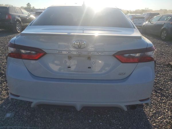 2024 TOYOTA CAMRY