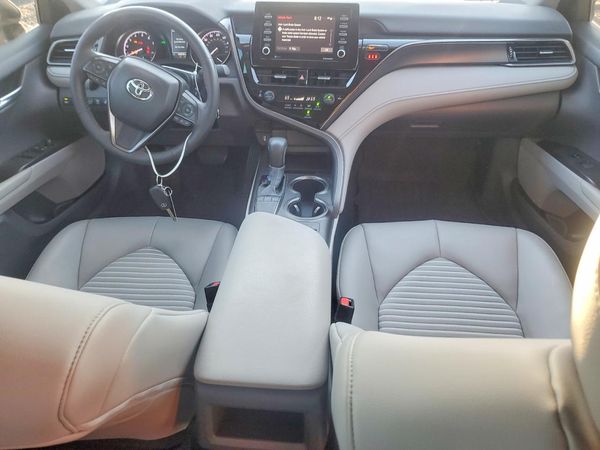 2024 TOYOTA CAMRY