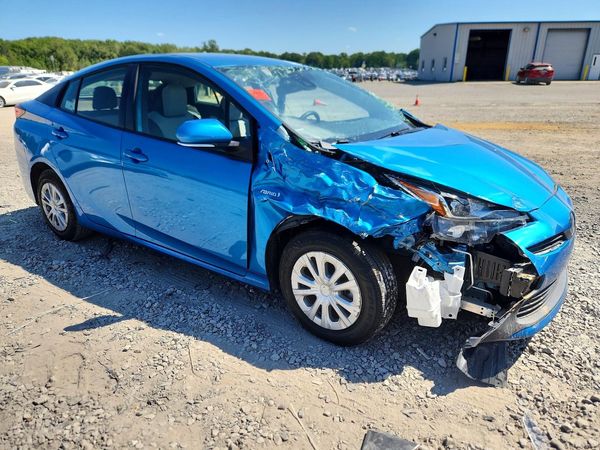 2022 TOYOTA PRIUS