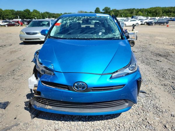 2022 TOYOTA PRIUS