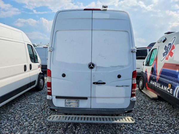 2015 MERCEDES-BENZ SPRINTER