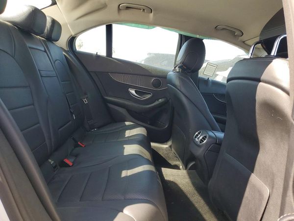 2017 MERCEDES-BENZ C C300