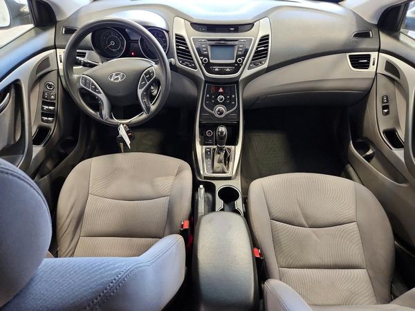 2016 HYUNDAI ELANTRA