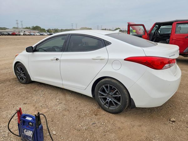 2013 HYUNDAI ELANTRA