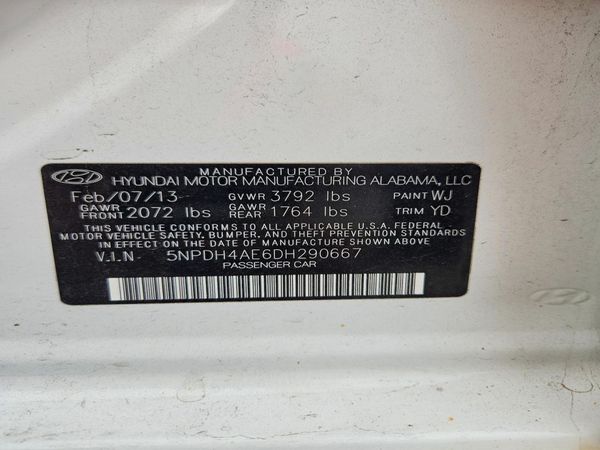 2013 HYUNDAI ELANTRA