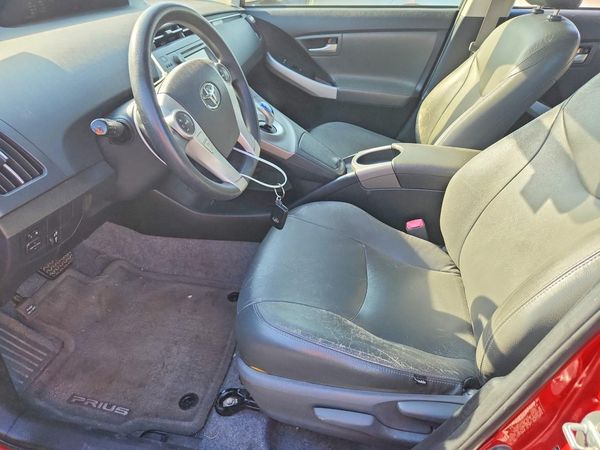 2013 TOYOTA PRIUS
