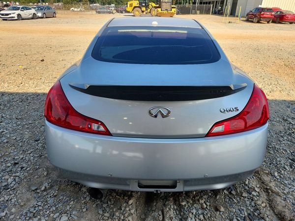 2015 INFINITI Q60 COUPE