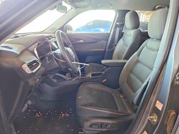 2021 CHEVROLET TRAILBLAZE LT — DENT