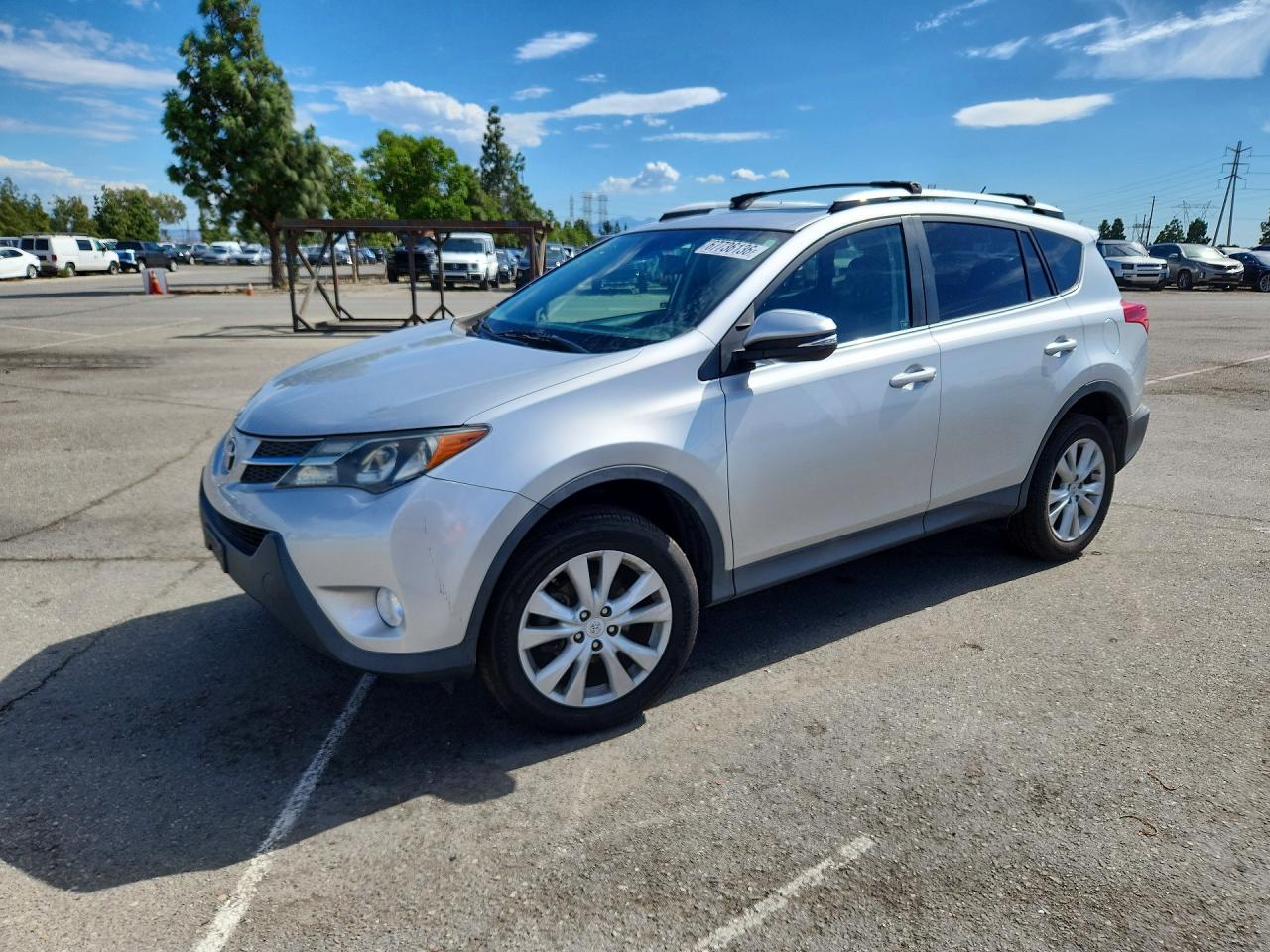 2015 TOYOTA RAV4 Limited (G Grade) — Front 3/4