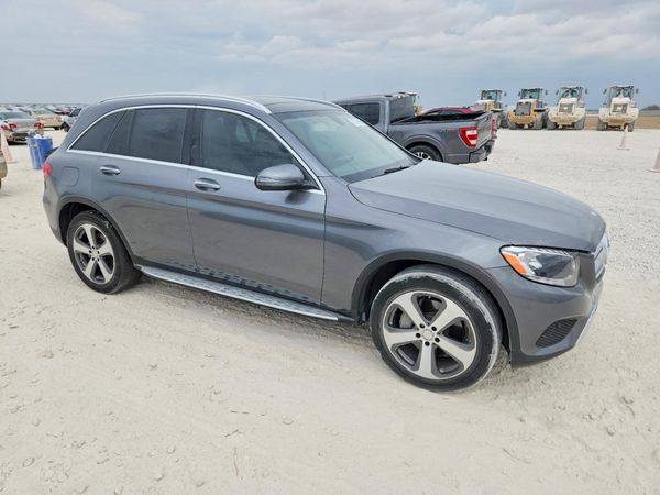 2016 MERCEDES-BENZ GLC GLC300