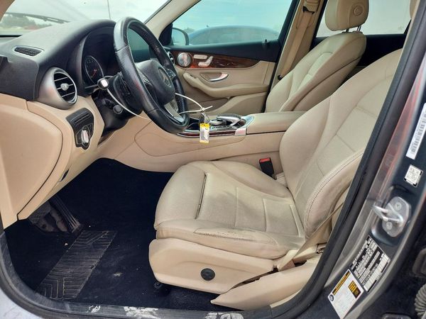 2016 MERCEDES-BENZ GLC GLC300