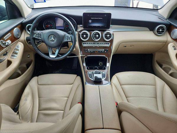 2016 MERCEDES-BENZ GLC GLC300