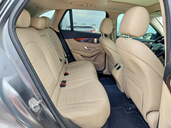 2016 MERCEDES-BENZ GLC GLC300