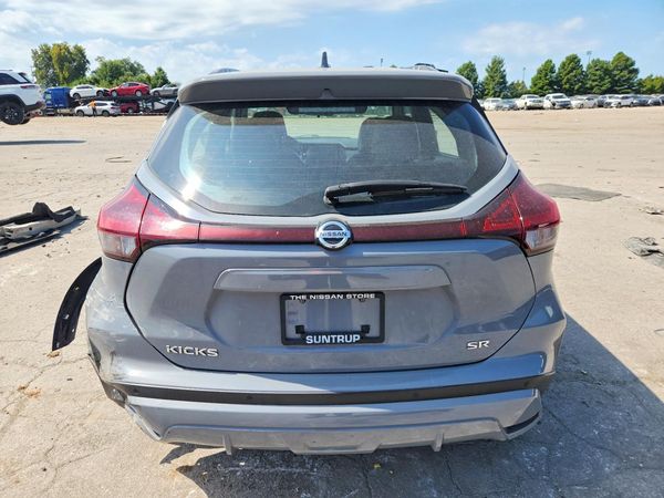 2021 NISSAN KICKS