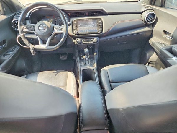 2021 NISSAN KICKS