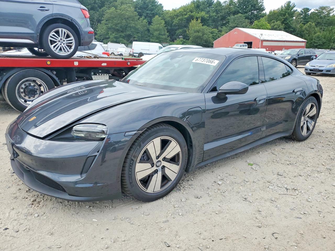 2022 PORSCHE TAYCAN