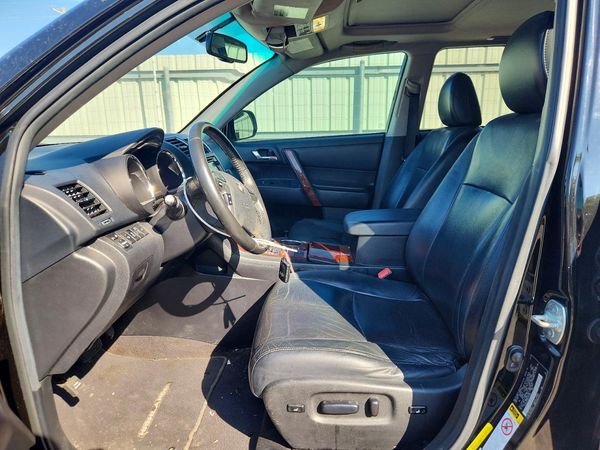2013 TOYOTA HIGHLANDER Base/Hybrid — DENT