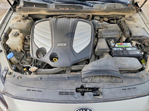 2014 KIA CADENZA EX