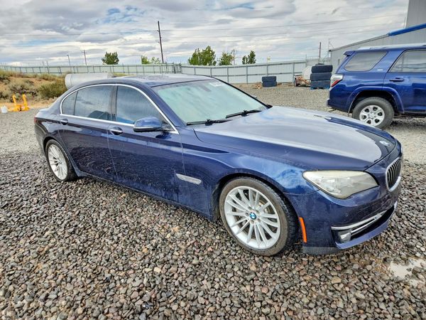 2014 BMW 7 SERIES — Passenger 3/4