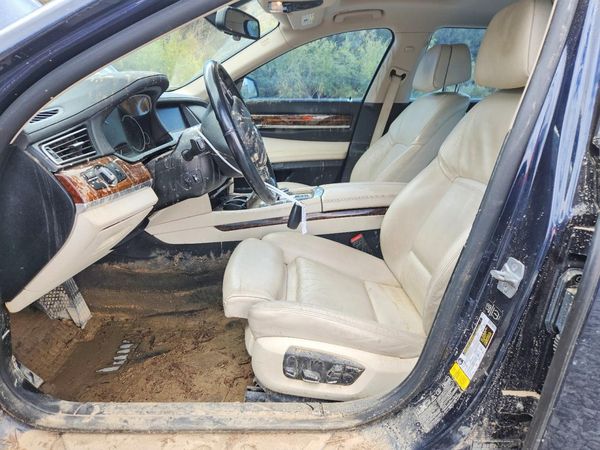 2014 BMW 7 SERIES — DENT