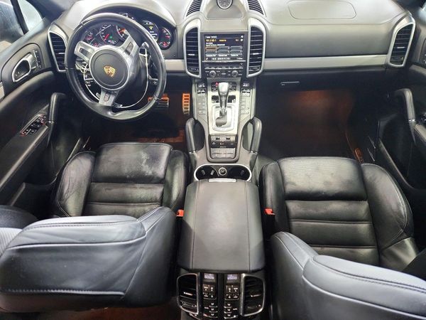 2014 PORSCHE CAYENNE Turbo