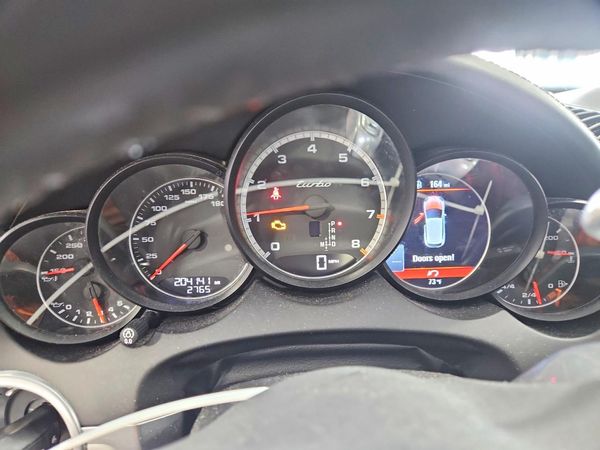 2014 PORSCHE CAYENNE Turbo