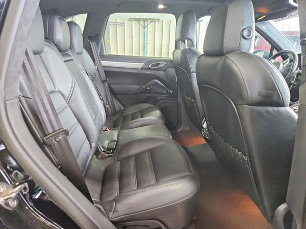 2014 PORSCHE CAYENNE Turbo