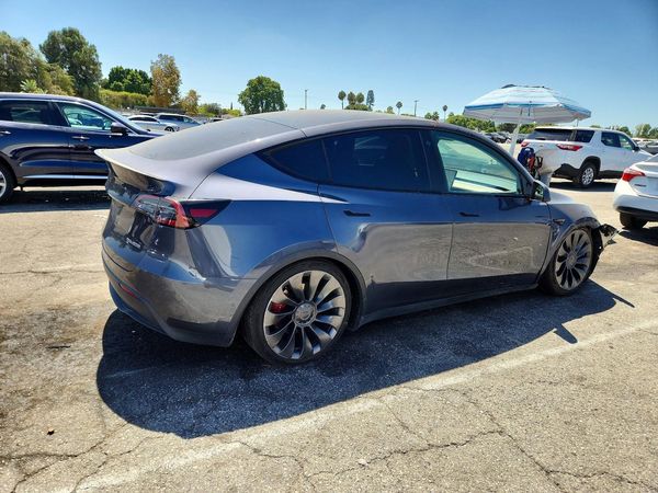 2022 TESLA MODEL Y