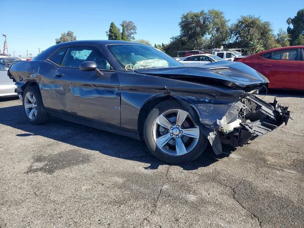 2022 DODGE CHALLENGER SXT — Passenger 3/4