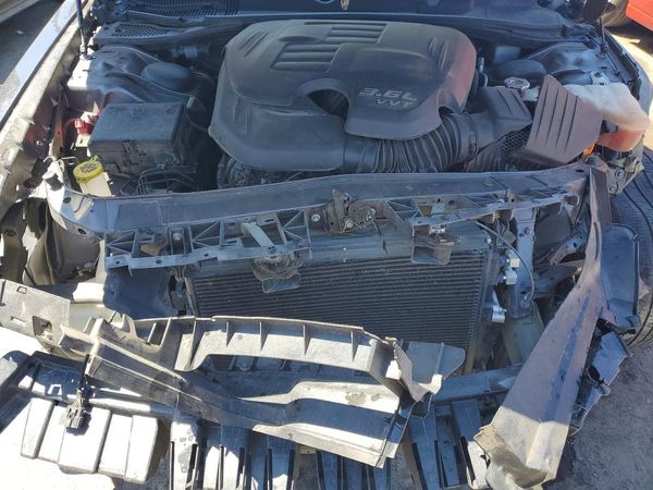 2022 DODGE CHALLENGER SXT — Engine bay