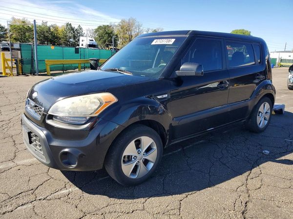 2013 KIA SOUL