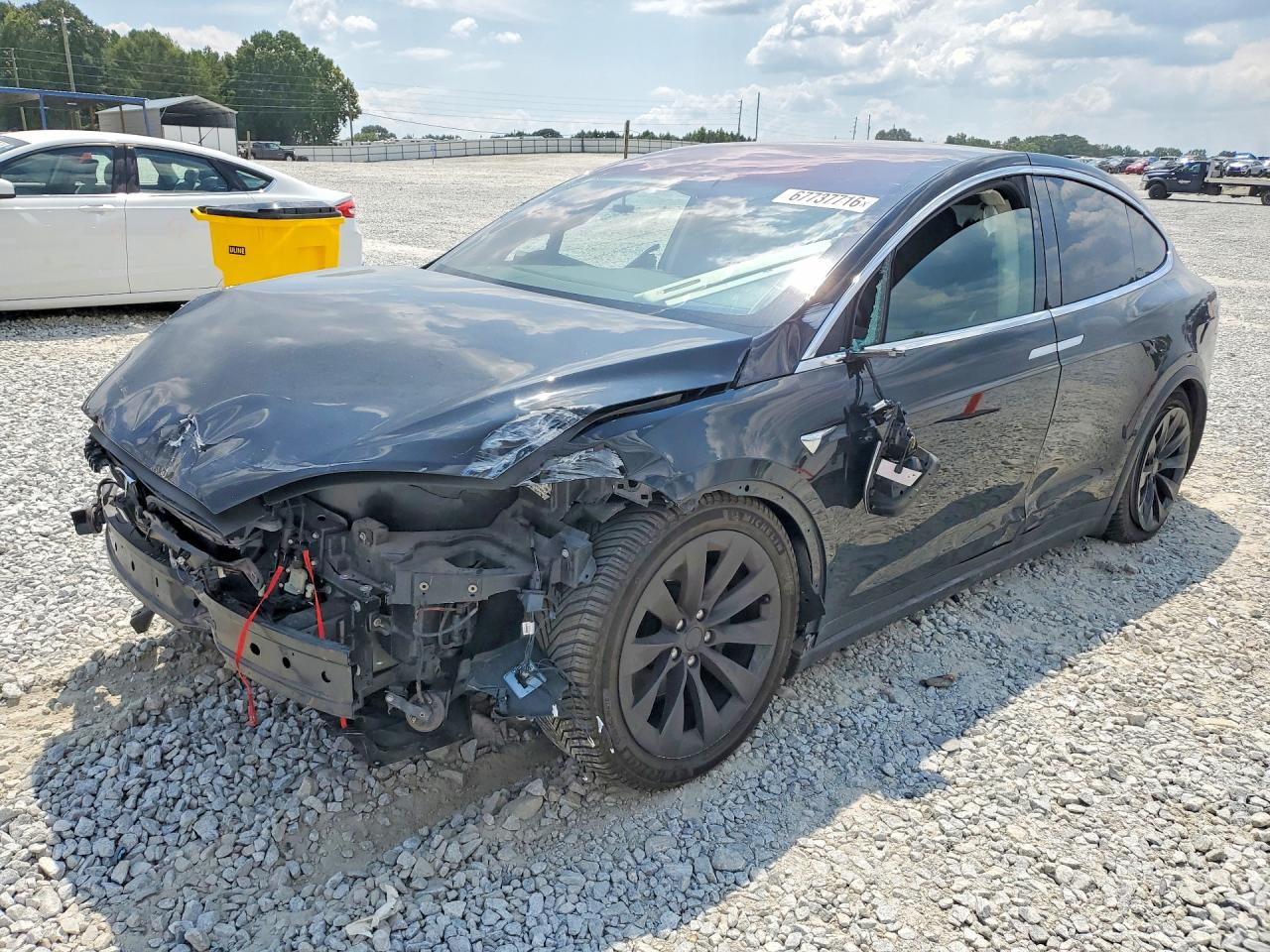 2018 TESLA MODEL X — Front 3/4