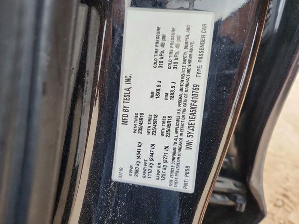 2019 TESLA MODEL 3 — VINS