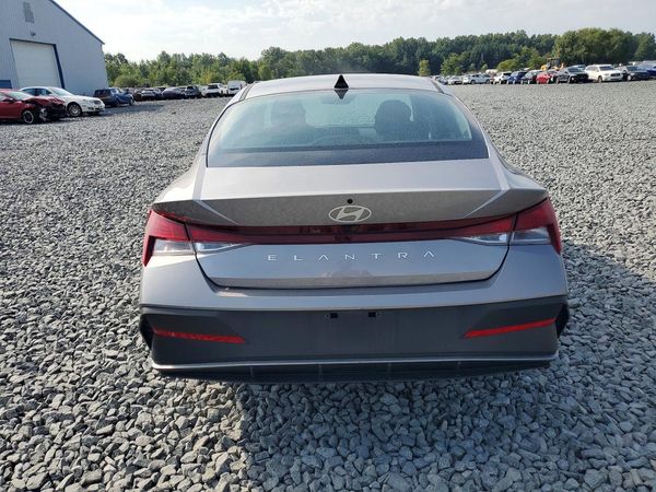 2025 HYUNDAI ELANTRA SE — DIRR