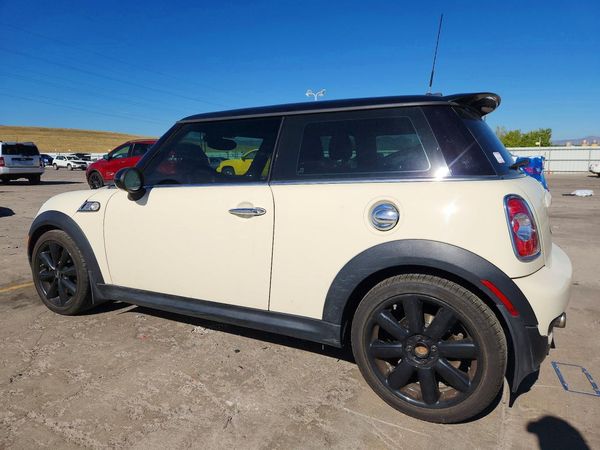 2013 MINI COOPER