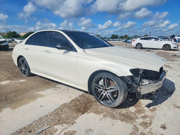 2020 MERCEDES-BENZ E-CLASS — Passenger 3/4