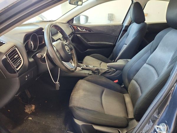 2016 MAZDA 3 Sport/GX
