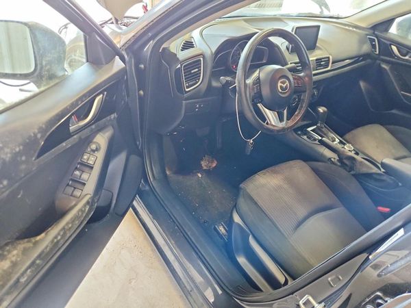 2016 MAZDA 3 Sport/GX
