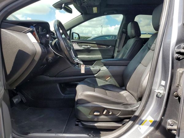 2021 CADILLAC XT5