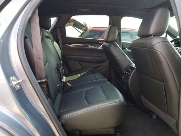2021 CADILLAC XT5
