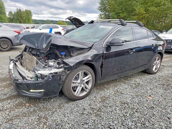 2015 VOLVO S60 Platinum (non R design)